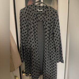 Black and White Patterned Women's Sweater/Coat